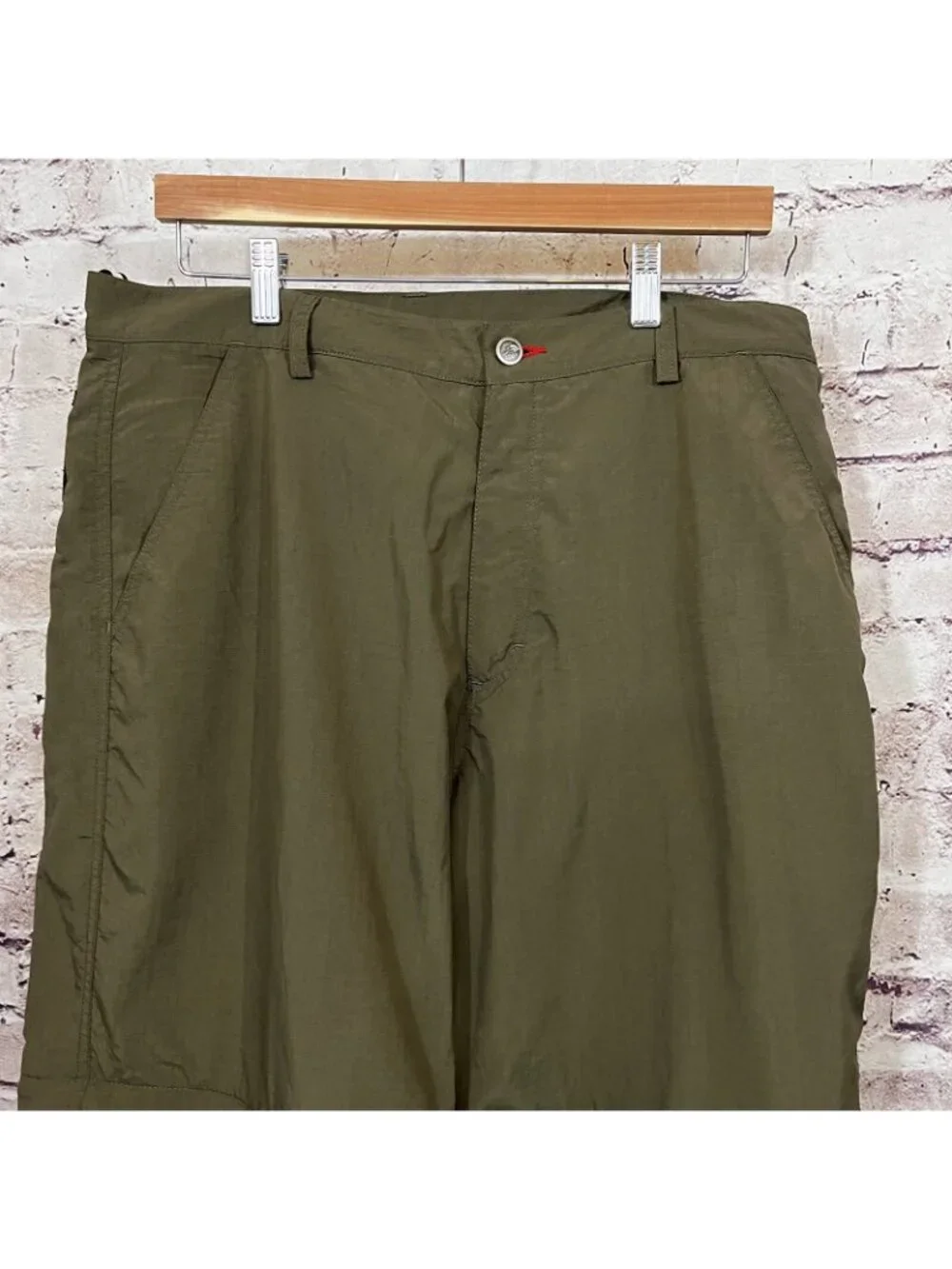 The North Face Green 2 in 1 Convertible Nylon Zip Off Pants